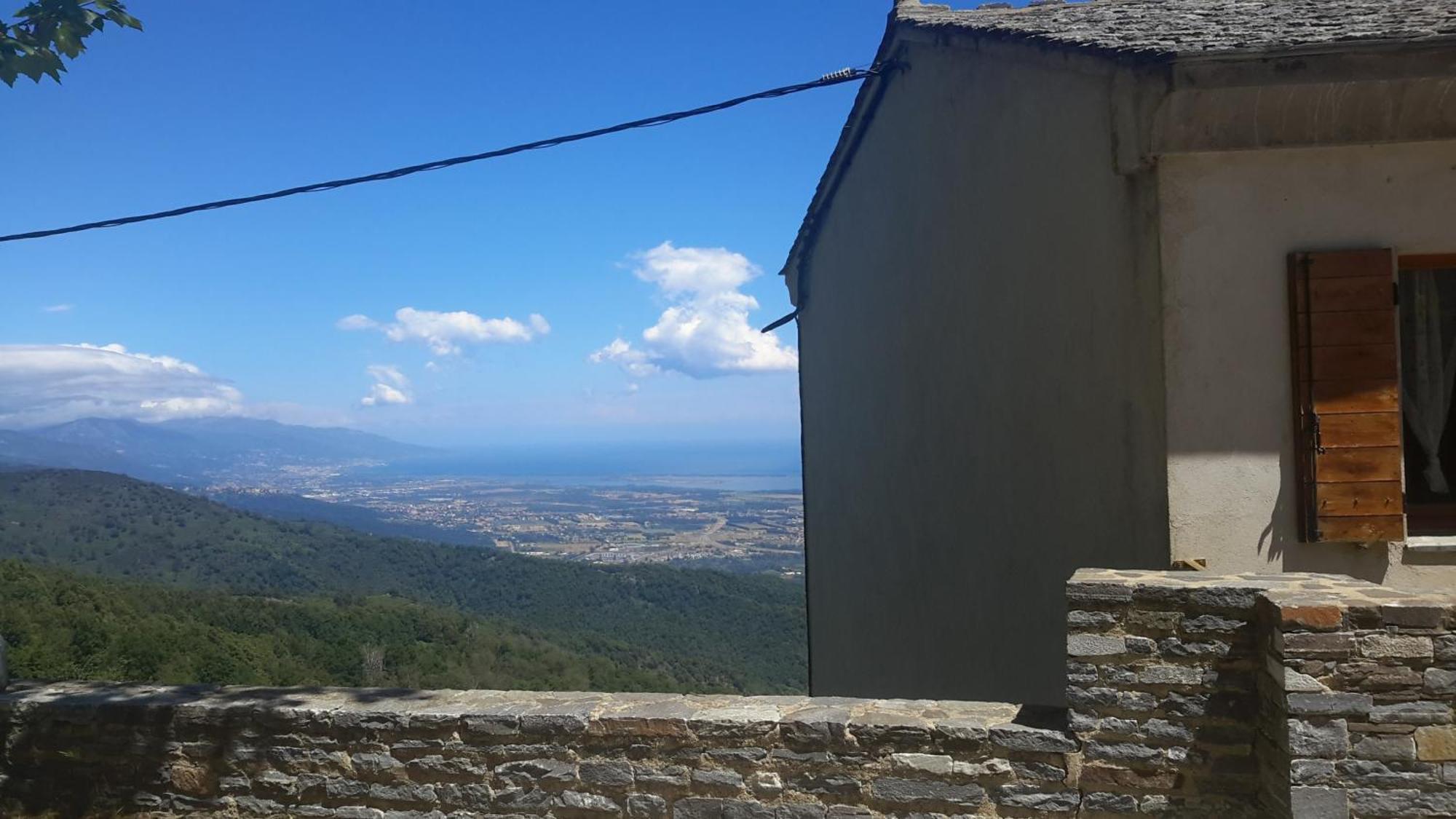 Gite La Fontaine Corse Loreto-di-Casinca エクステリア 写真