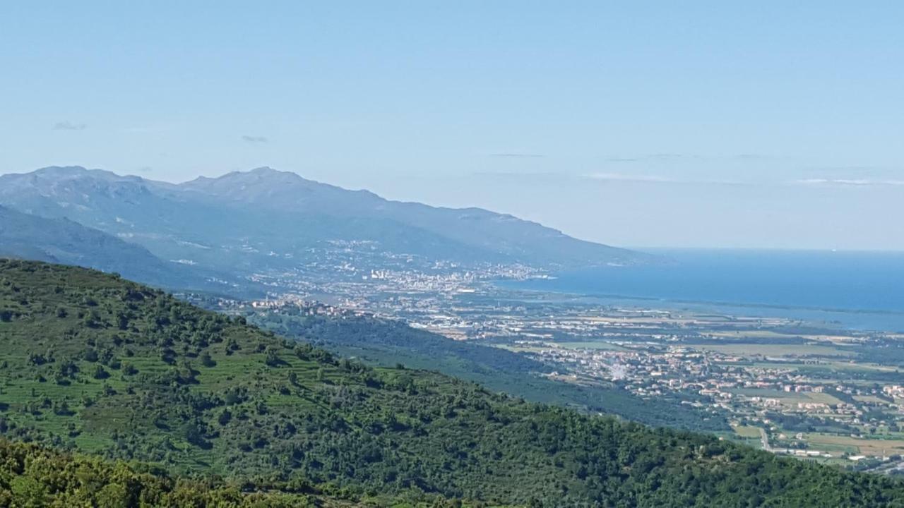 Gite La Fontaine Corse Loreto-di-Casinca エクステリア 写真